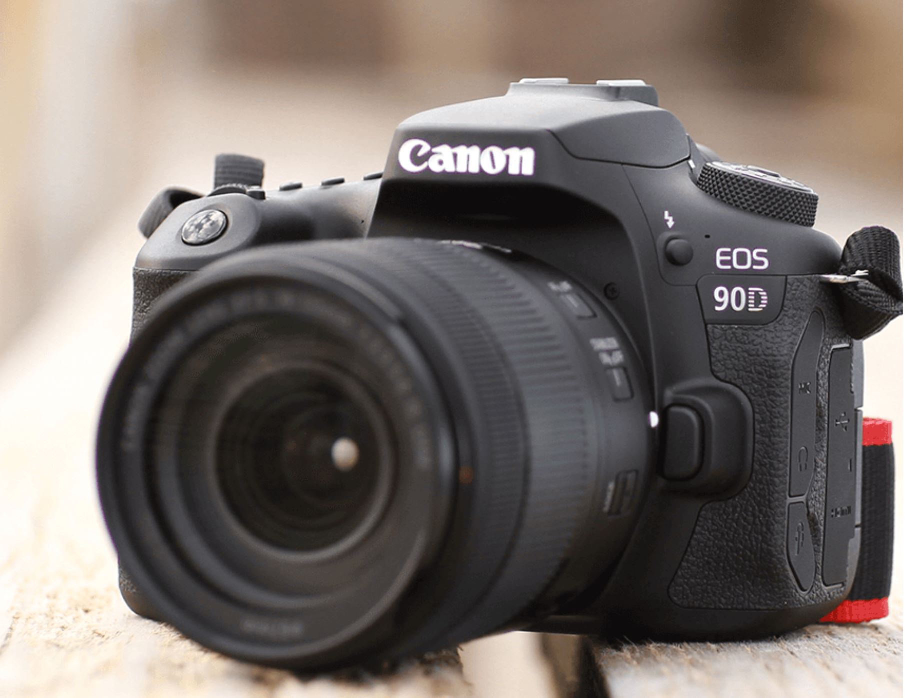 معرفی دوربین پیشرفته کانن  EOS 90D
